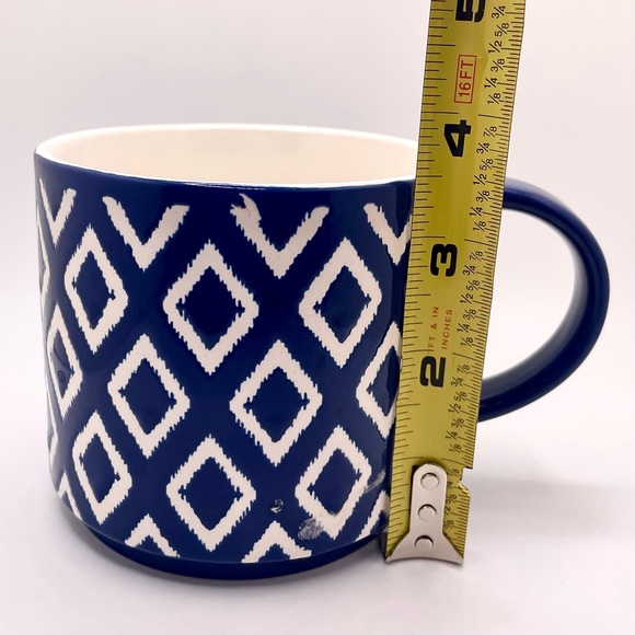 Gourmet Basics by MIKASA Blue and White Diamond Coffee Mug - Tea Hot Chocolate - Picture 6 of 6